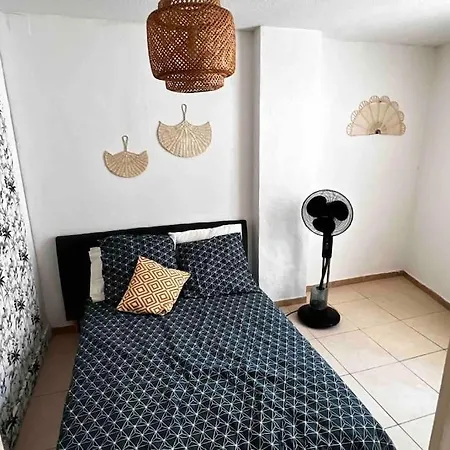 Apartment Loft Cosy Chic, Pres Des Grands Buffets